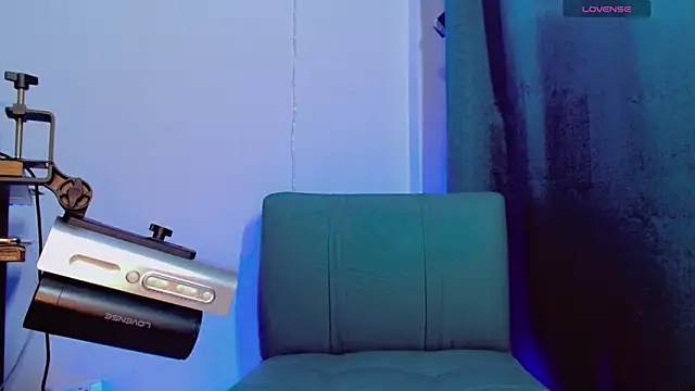 femboykeene online show from February 7, 11:02 pm