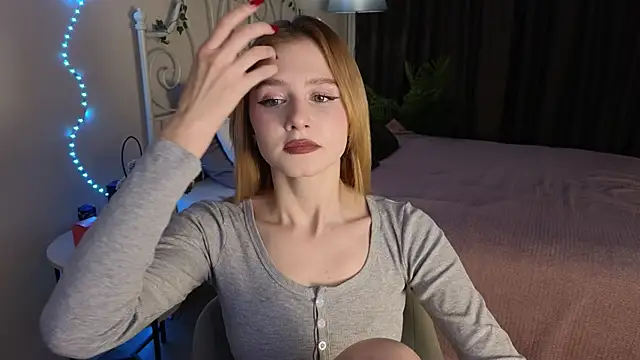 jenny bunny  online show from October 8, 1:29 am