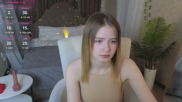 jenny bunny  online show from May 15, 1:25 am