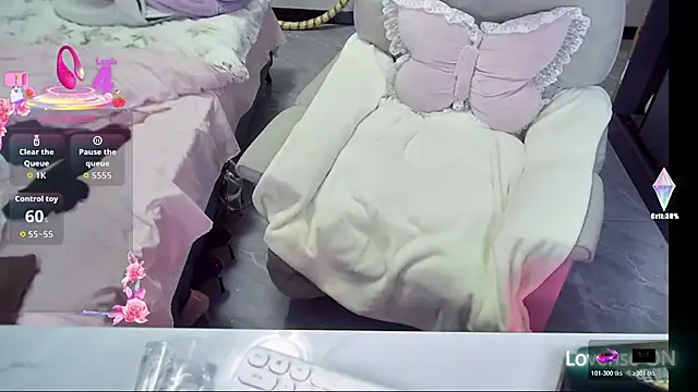 Feifei-cn online show from October 31, 3:52 pm