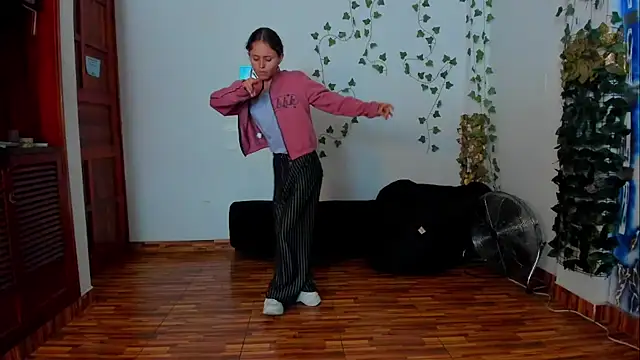 fulfill fantasies1 online show from March 12, 12:31 pm