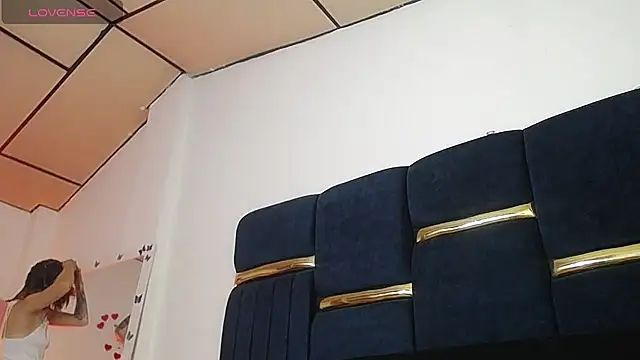 Snapshot of fulfill_fantasies1 chatting on March 11, 3:14 am fulfill fantasies1 online show from March 11, 3:14 am