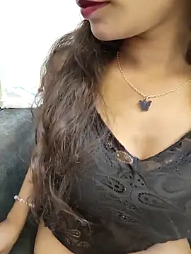 beby girLL online show from April 7, 7:10 am