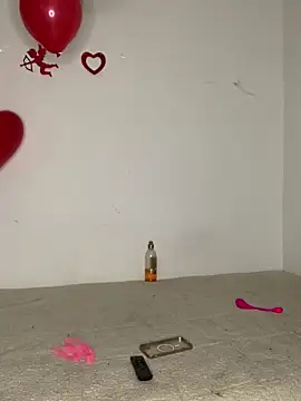 Liloo8923 online show from February 14, 3:07 am