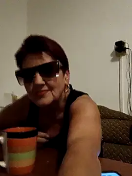 Snapshot of Ely_Elenita chatting on September 15, 8:53 pm Ely Elenita online show from September 15, 8:53 pm