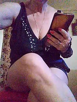 Snapshot of Ely_Elenita chatting on July 5, 12:56 pm Ely Elenita online show from July 5, 12:56 pm