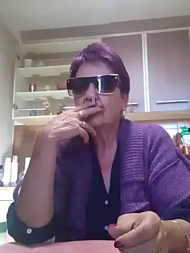 Snapshot of Ely_Elenita chatting on September 20, 7:02 am Ely Elenita online show from September 20, 7:02 am