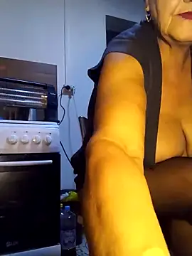 Ely Elenita online show from November 8, 6:39 am