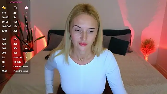 AlisssaRose online show from October 3, 9:27 pm