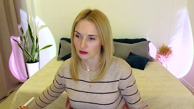 AlisssaRose online show from January 16, 4:33 pm