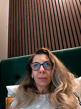 SukyGirl online show from February 1, 7:28 am