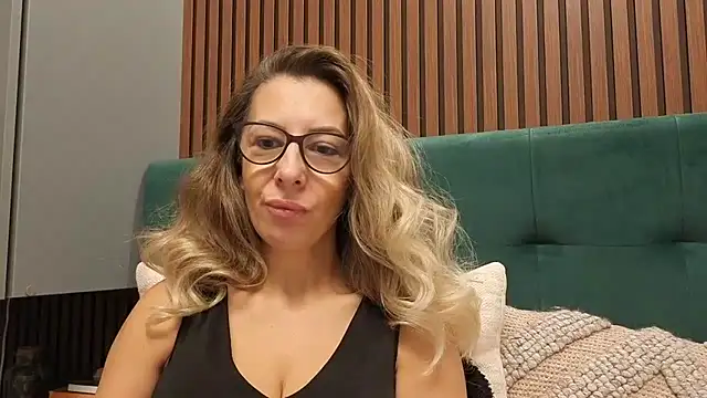 SukyGirl online show from November 26, 11:21 am