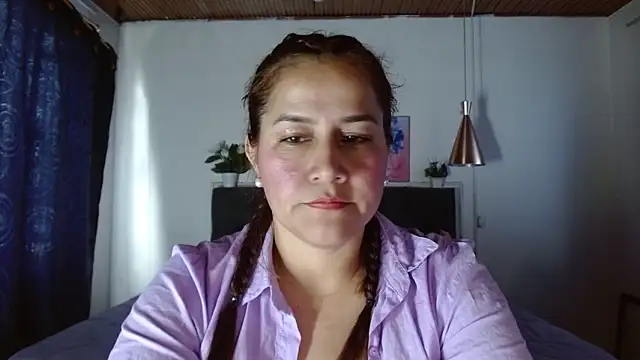 Amelidijon  online show from December 24, 3:05 pm