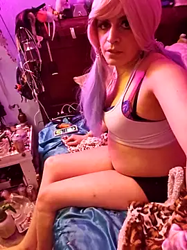 Snapshot of ellajval999 chatting on March 15, 12:24 pm ellajval999 online show from March 15, 12:24 pm