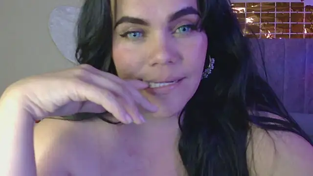 blue angel33 online show from February 27, 4:46 am