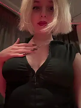 XMelissaX online show from February 21, 8:33 pm