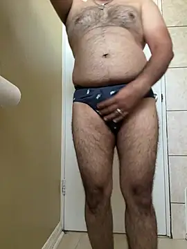 Snapshot of cryptoman1119 chatting on March 23, 3:23 pm cryptoman1119 online show from March 23, 3:23 pm