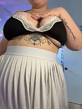 Sweetleeahxx online show from May 21, 1:08 pm