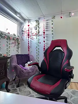 Sweetleeahxx online show from February 5, 6:48 pm