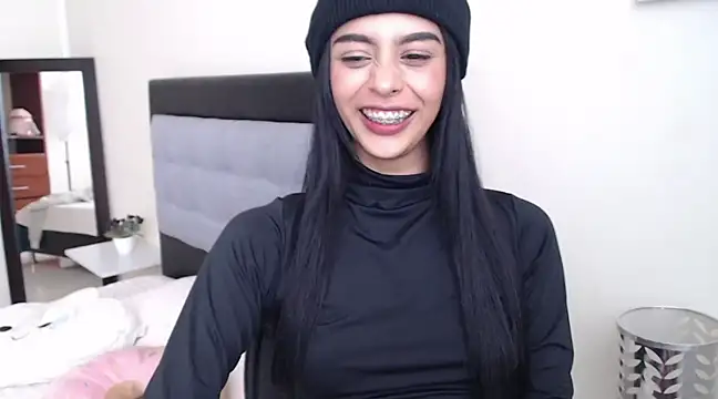 okunee online show from February 27, 2:57 am