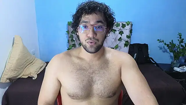 FreyrStyle online show from April 13, 2:04 am