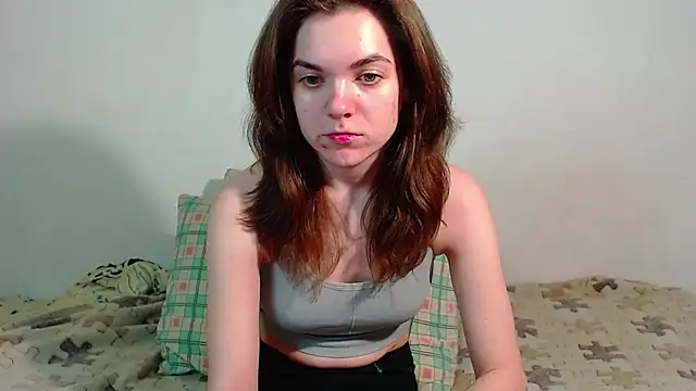 SallyMkn online show from April 2, 6:03 pm