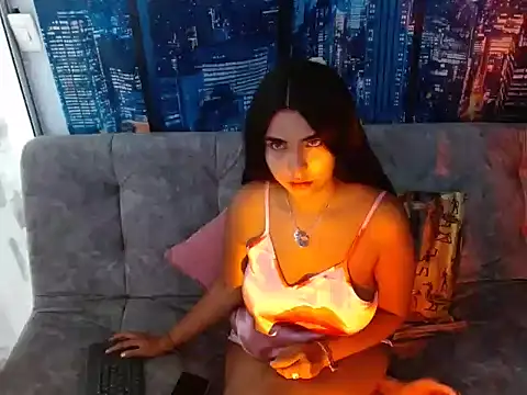 Miapeyton online show from June 16, 3:23 pm