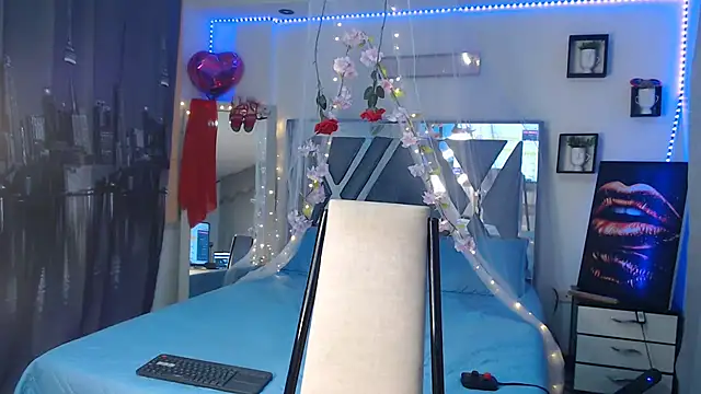 Miapeyton online show from September 10, 7:35 pm