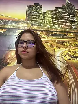 Miapeyton online show from March 11, 3:34 pm