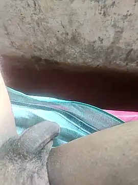 Snapshot of Shibuvyyyy chatting on November 11, 10:32 am Shibuvyyyy online show from November 11, 10:32 am