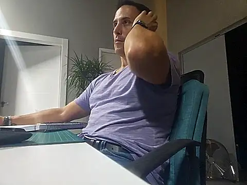 Lucas   81 online show from October 30, 7:22 pm