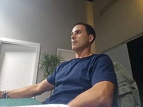 Lucas   81 online show from October 29, 7:46 pm