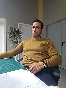 Lucas   81 online show from December 4, 6:40 pm