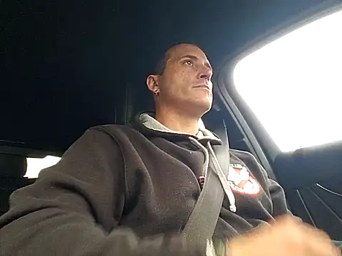 Lucas   81 online show from November 15, 10:41 am