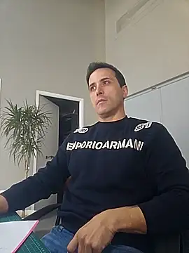 Lucas   81 online show from December 22, 10:48 am