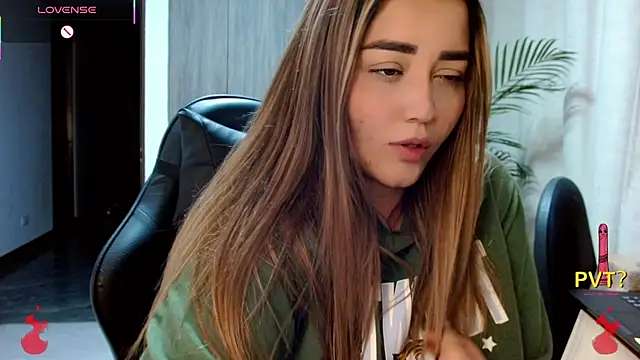 Lucia star   online show from February 13, 11:49 pm