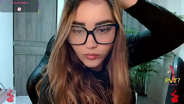 Lucia star   online show from February 26, 1:44 pm