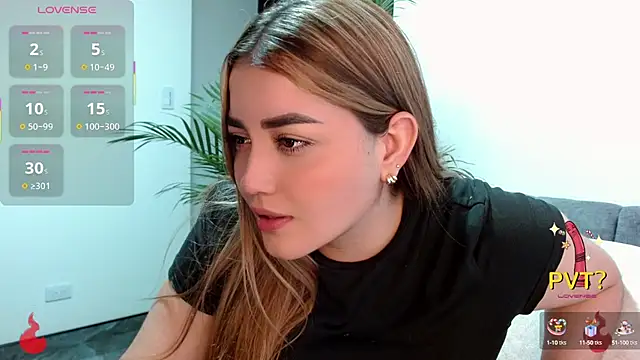 Snapshot of Lucia_star__ chatting on October 17, 9:16 pm Lucia star online show from October 17, 9:16 pm