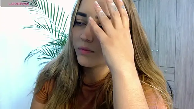 Lucia star   online show from January 5, 7:28 pm