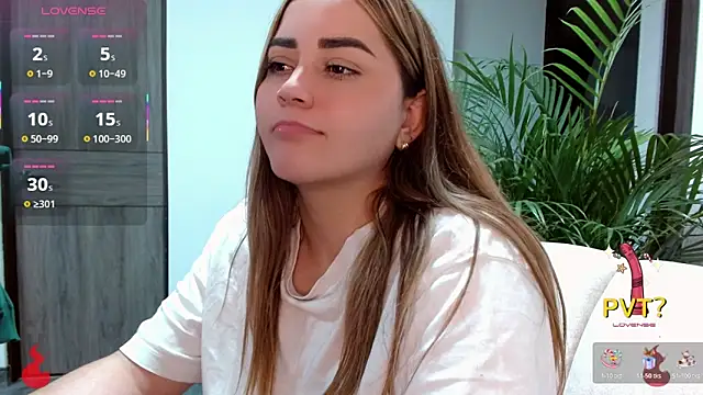 Lucia star   online show from October 28, 2:45 am