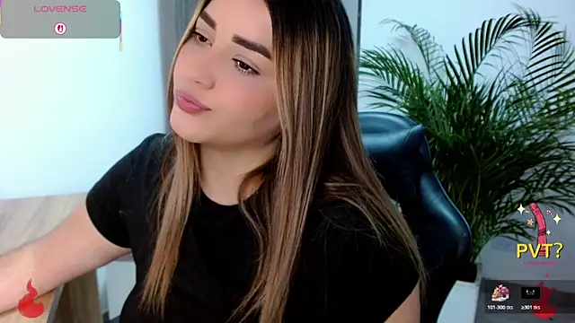 Lucia star   online show from April 6, 2:29 pm