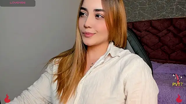 Snapshot of Lucia_star__ chatting on January 20, 7:14 pm Lucia star online show from January 20, 7:14 pm