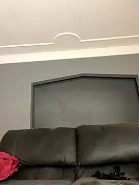 Festivitiesking1 online show from November 4, 9:07 pm