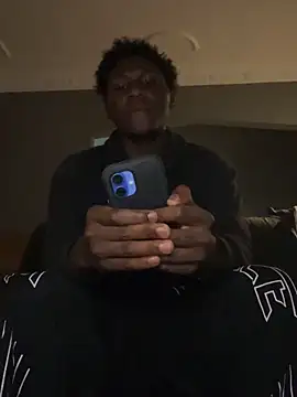 Festivitiesking1 online show from November 10, 3:00 am