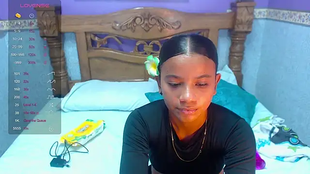 Snapshot of Angelica_Blue chatting on September 25, 8:59 pm Angelica Blue online show from September 25, 8:59 pm