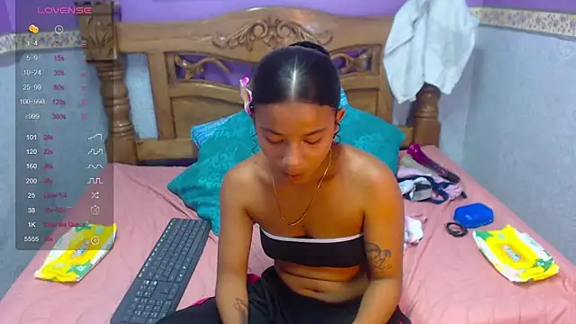 Snapshot of Angelica_Blue chatting on September 17, 5:26 pm Angelica Blue online show from September 17, 5:26 pm