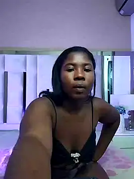 Snapshot of LaurennTyler chatting on December 20, 11:16 pm LaurennTyler online show from December 20, 11:16 pm