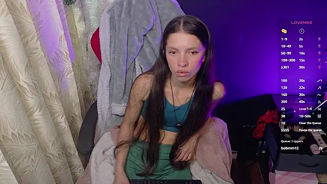 sweetdam12 online show from February 17, 7:00 pm