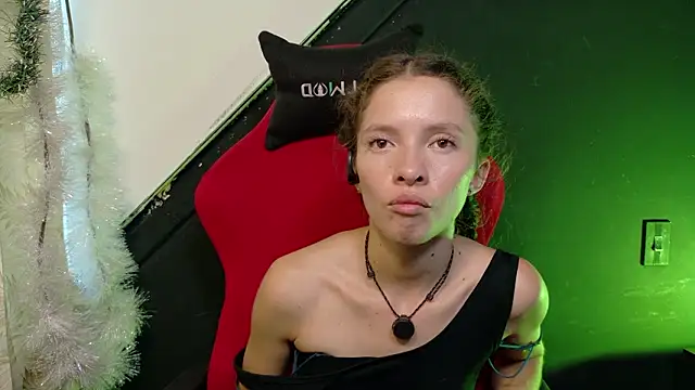 sweetdam12 online show from February 12, 7:35 pm