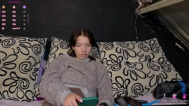 sweetdam12 online show from October 31, 8:16 pm